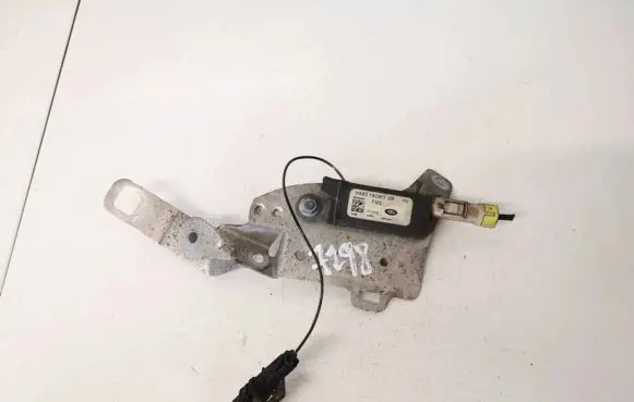 Antenna control unit