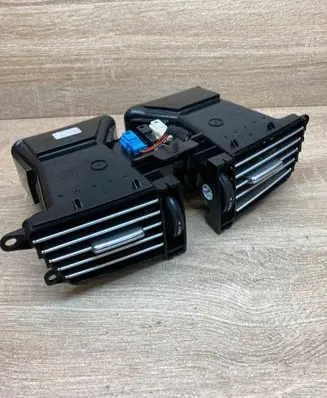 Dash center air vent grill