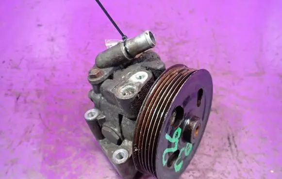 Ford Mondeo MK IV Power steering pump
