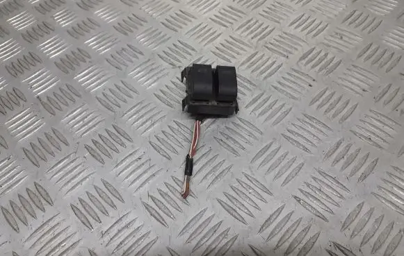 Audi A3 S3 8L Electric window control switch 8L0959851