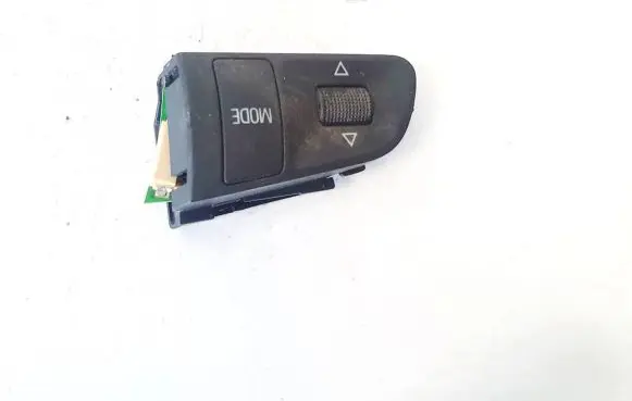 Audi A6 S6 C6 4F Steering wheel buttons/switches 4f0951527 61676390h00