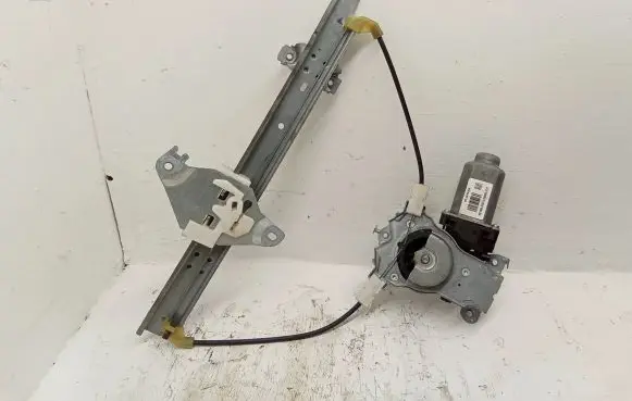 Nissan Qashqai+2 Rear door window regulator with motor 402190A 030926 010313