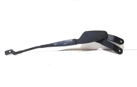 Mercedes-Benz C W204 Front wiper blade arm