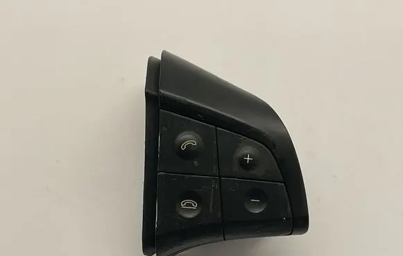 Mercedes-Benz B W245 Steering wheel buttons/switches A1698207910