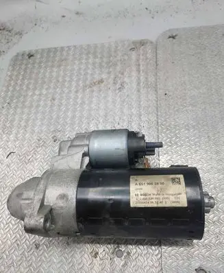Mercedes-Benz E W212 Starter motor A6519062800 0001139065