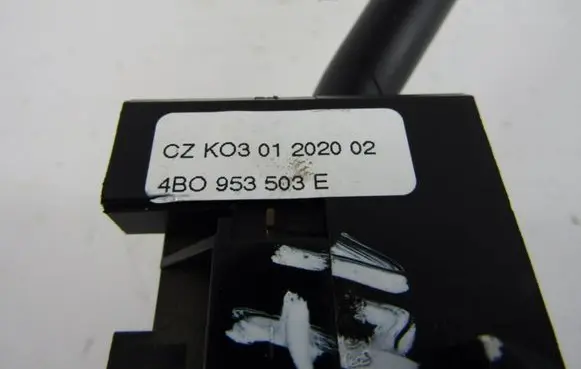 Skoda Fabia Mk1 (6Y) Wiper switch 4B0953503E