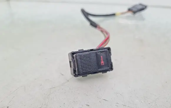 Audi A3 S3 8L Central locking switch button 8L0962107