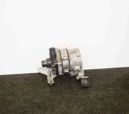 BMW 5 F10 F11 Electric auxiliary coolant/water pump 7587374