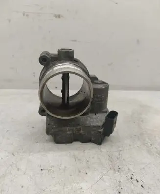 Volkswagen Touareg I Throttle valve 4E0145950D