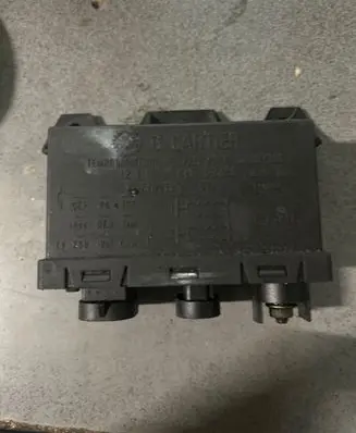 Renault Espace II Glow plug pre-heat relay 7700790