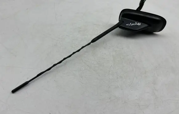 Volkswagen Tiguan Aerial GPS antenna
