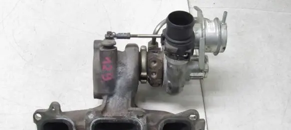 Nissan Qashqai Turbo 144106079R