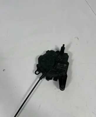 BMW iX Tailgate/trunk/boot lock/catch/latch 163672 E55220100