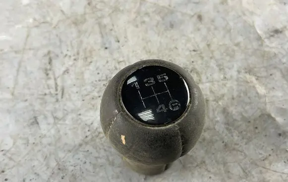 Gear lever shifter trim leather/knob