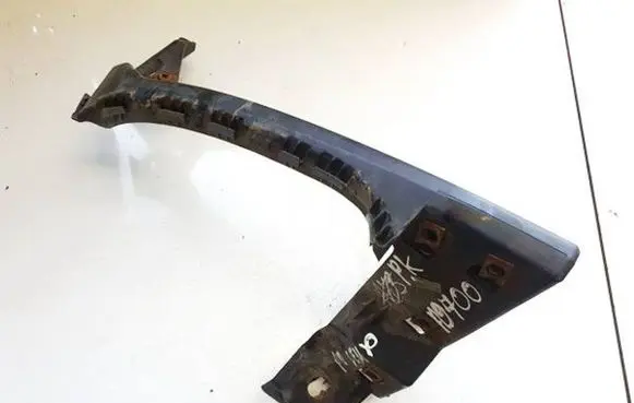Subaru B9 Tribeca Headlight/headlamp mounting bracket