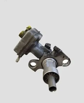 Opel Zafira C Master brake cylinder 03350890771 03350890761