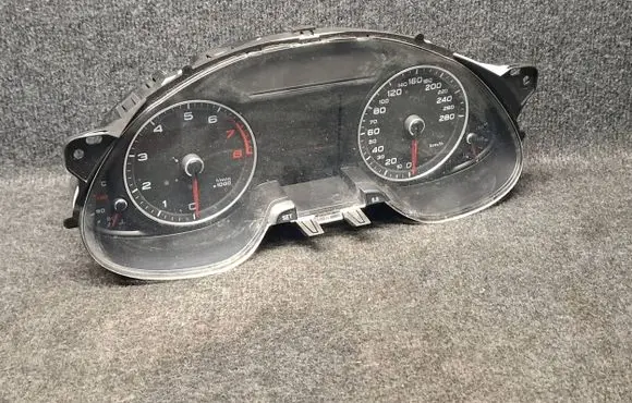 Speedometer (instrument cluster)