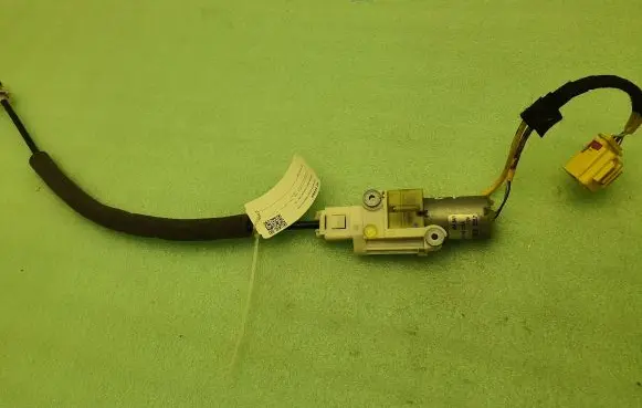 Volkswagen Touareg I Seat belt adjustment motor 602040800A 080109A