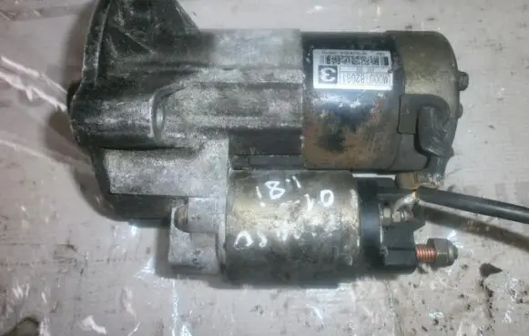Citroen Xsara Picasso Starter motor M000T82081