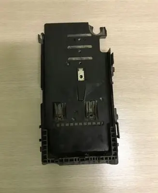 Ford Mondeo MK IV Battery tray 6G9110723A