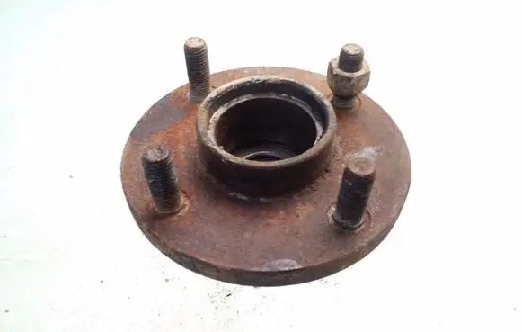 Ford Focus Rear wheel hub