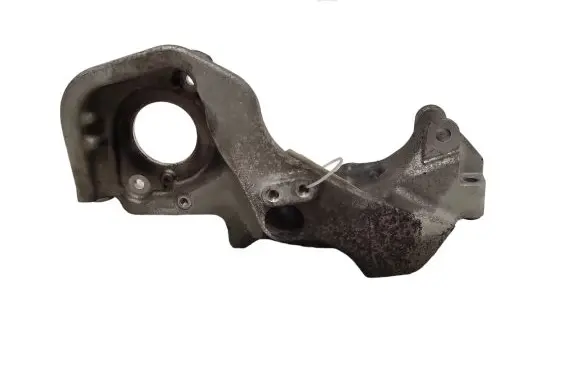 Volvo V40 Cross country Generator/alternator bracket 31401103