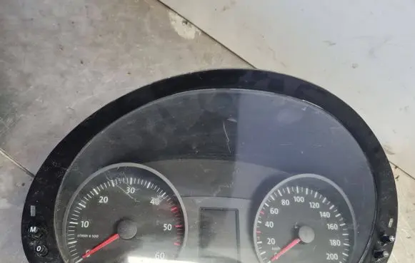 Volkswagen Crafter Speedometer (instrument cluster) 1042993