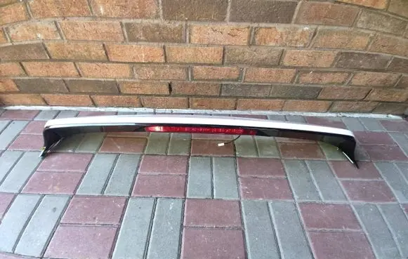 Hyundai Santa Fe Tailgate/trunk spoiler 8721081000