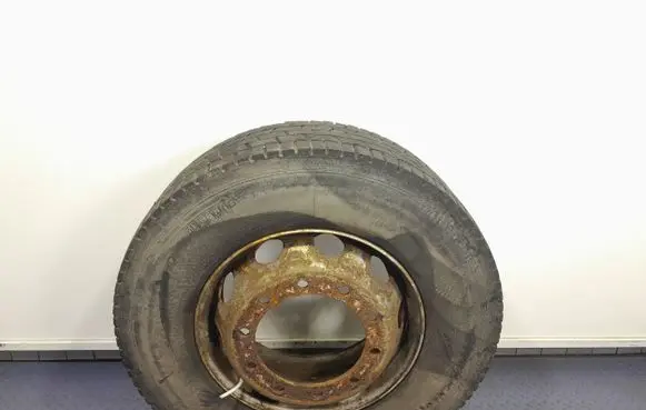 AC 428 R17 steel rim 