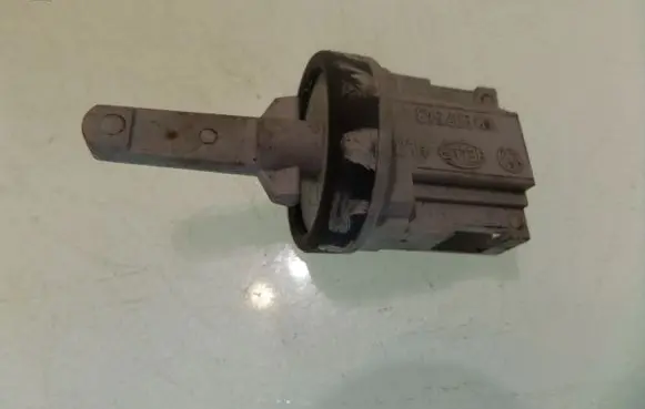 Skoda Octavia Mk2 (1Z) Interior temperature sensor 1K0907543A
