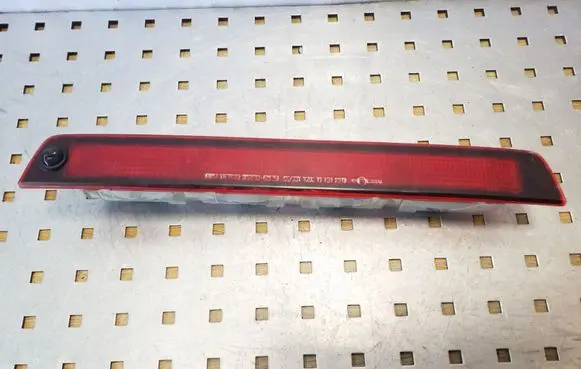 Suzuki Grand Vitara II Third/center stoplight 3581065J0