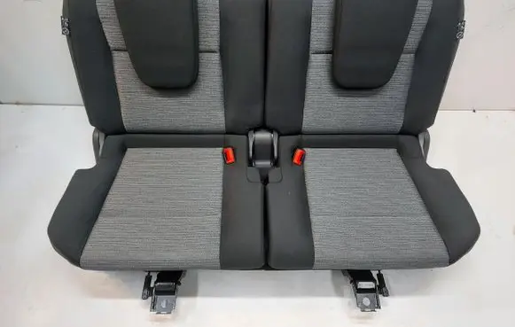 Nissan X-Trail T33 Second row seats NISXTRKAN602827