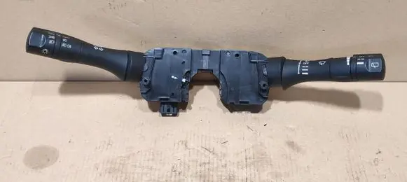 Renault Koleos I Fog light switch 