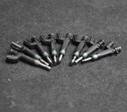 Audi A1 Fuel injectors set 130415025430010