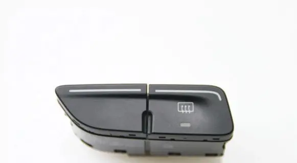 Ford Focus Windscreen/window heater switch AM5T18C621AB