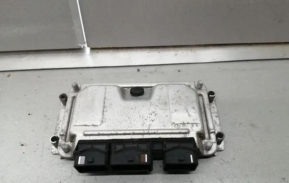 Citroen Xsara Picasso Engine control unit/module 9653492580 0261207318