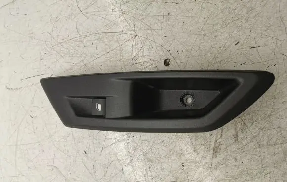 Peugeot 308 Electric window control switch 98352753ZD