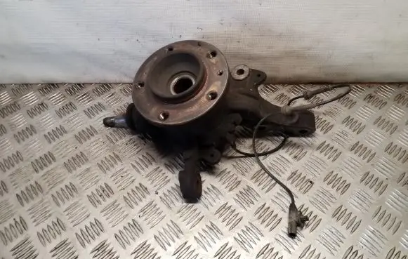 Opel Movano B Front wheel hub spindle knuckle