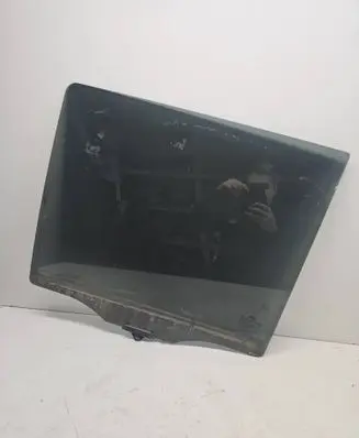 Rear door window glass