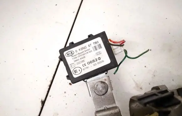 KIA Carens I Immobilizer control unit/module 0k2nc677b0 f005v00143
