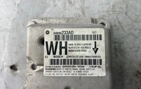 Jeep Grand Cherokee (WK) Airbag control unit/module 04896233AD 0285001859