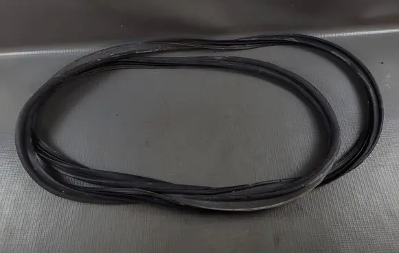 KIA EV6 Trunk rubber seal (body) 
