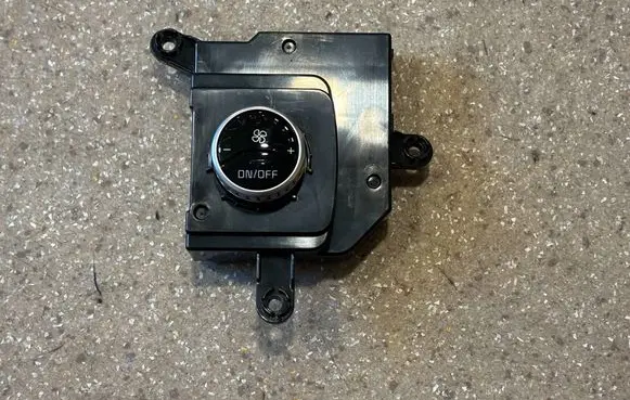 KIA Sorento IV Interior fan control switch 97983P2000