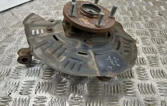 Subaru Forester SK Front wheel hub 28313FN030 28313SJ010