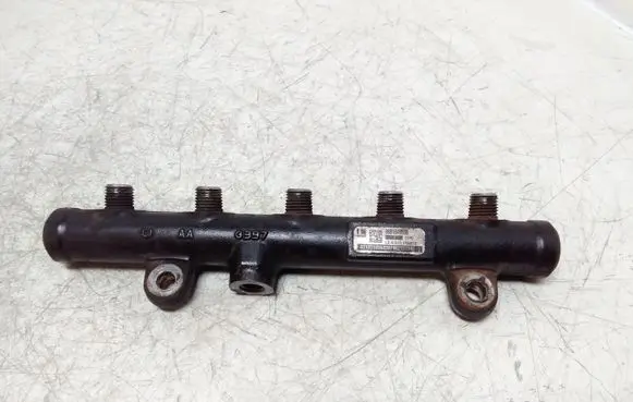 Peugeot 807 Fuel main line pipe 9681649580