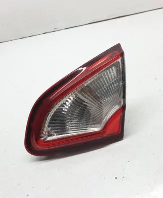 Nissan Qashqai Tailgate rear/tail lights 89503209 B26550BR01A