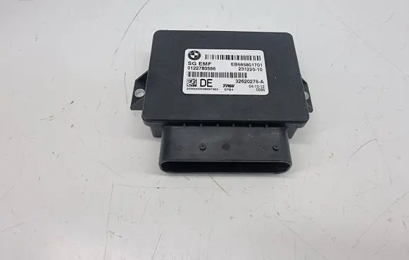 BMW 5 F10 F11 Hand brake control module 6858017