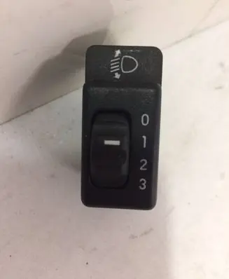 Opel Calibra Headlight level height control switch 90356585