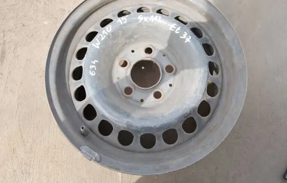 Mercedes-Benz E W210 R15 steel rim 