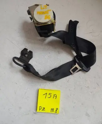 Volkswagen PASSAT B6 Rear seatbelt 284782